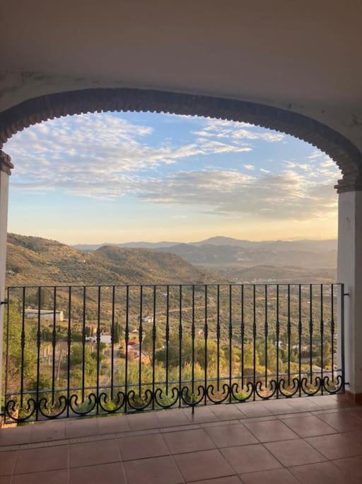 Apartamento La Fuente Alcaucin Luaran gambar