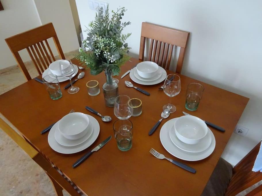 Apartamento La Fuente Alcaucin Luaran gambar