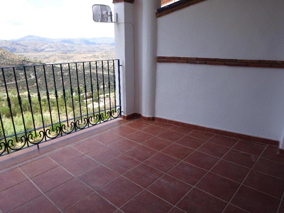 Apartamento La Fuente Alcaucin Luaran gambar