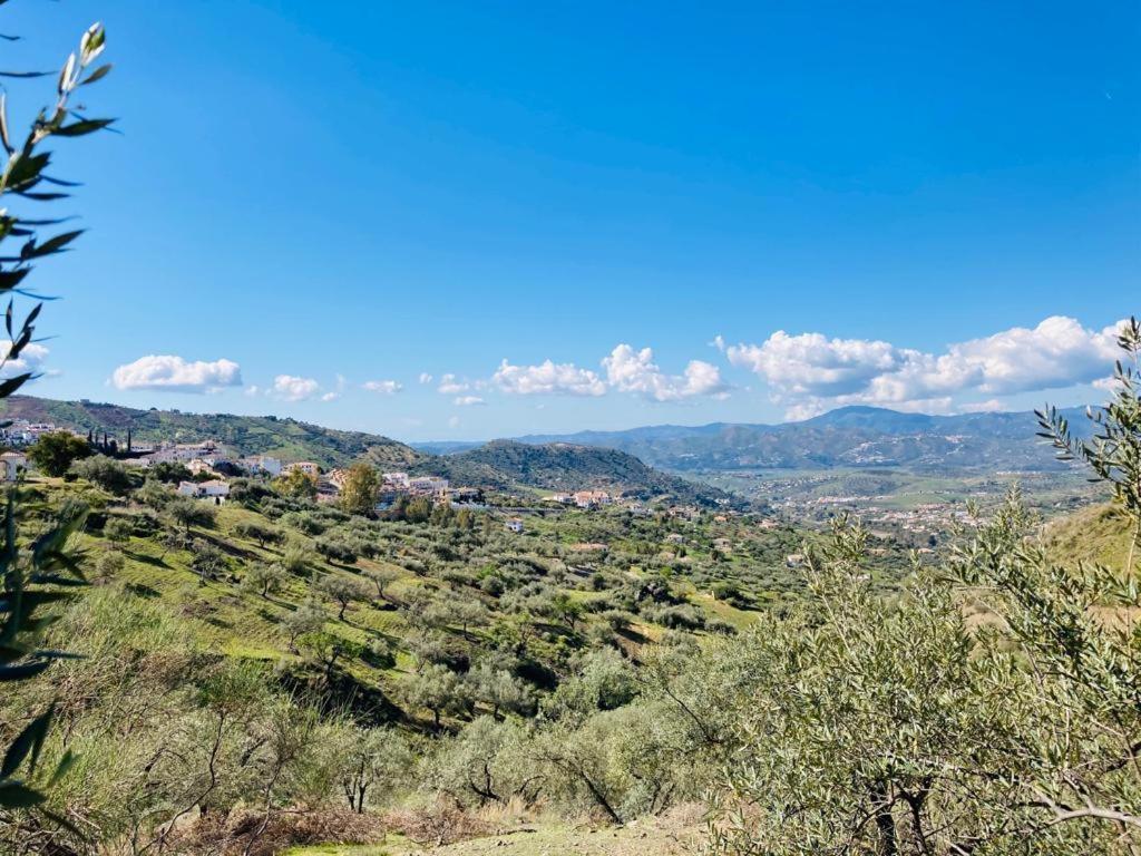 Apartamento La Fuente Alcaucin Luaran gambar